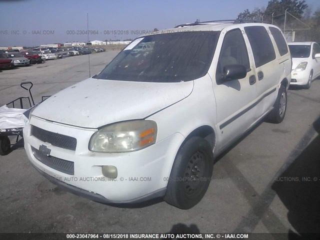 1GBDV13L76D202385 - 2006 CHEVROLET UPLANDER INCOMPLETE WHITE photo 2