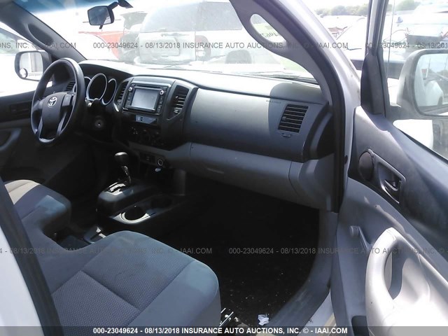 5TFNX4CN4EX037437 - 2014 TOYOTA TACOMA WHITE photo 5