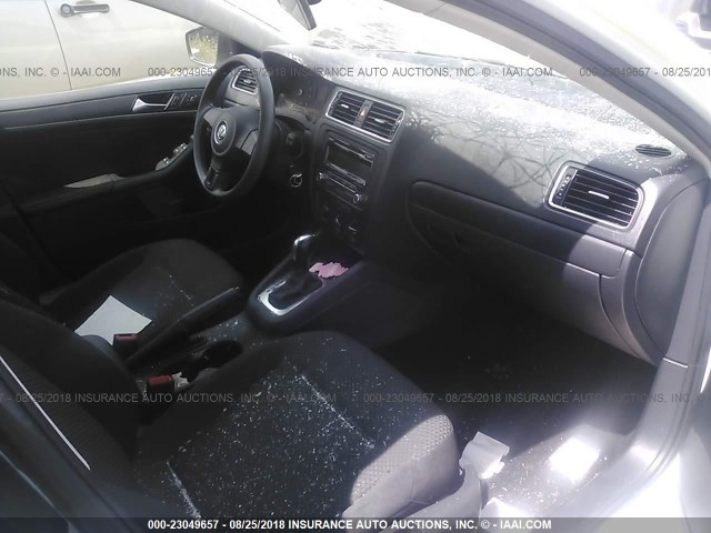 3VW2K7AJ2EM304547 - 2014 VOLKSWAGEN JETTA S 白色 照片 5