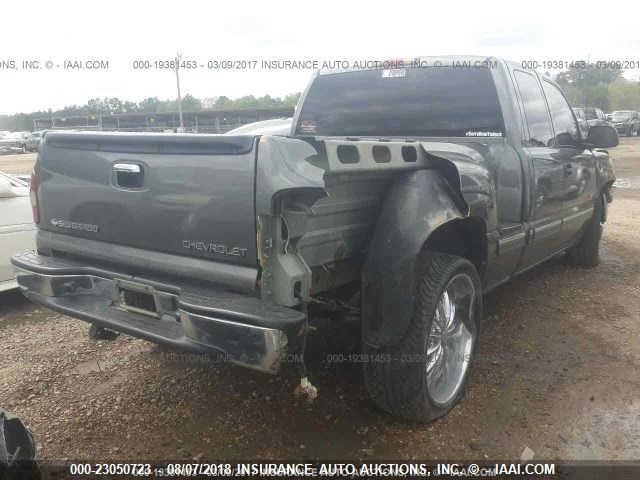 2GCEC19V321246890 - 2002 CHEVROLET SILVERADO C1500 GRAY photo 4