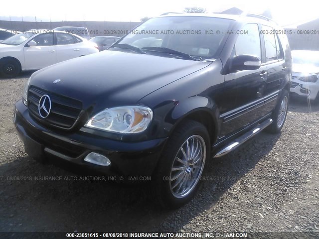 4JGAB57E14A506929 - 2004 MERCEDES-BENZ ML 350 BLACK photo 2