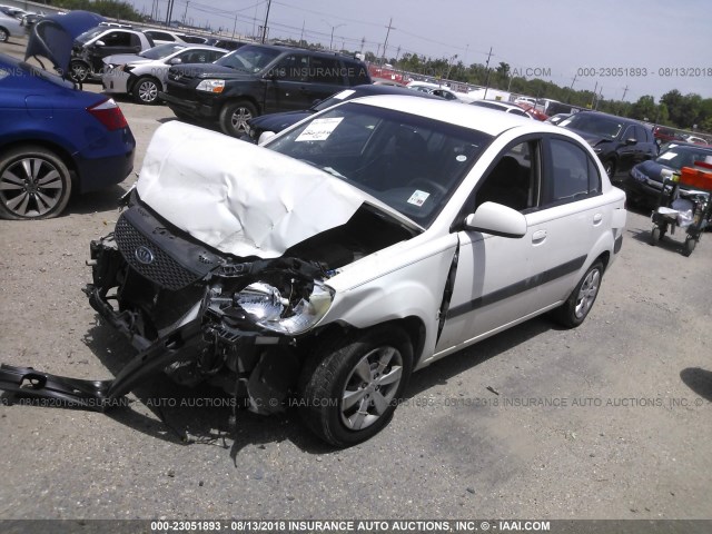 KNADE123686355681 - 2008 KIA RIO LX/SX WHITE photo 2