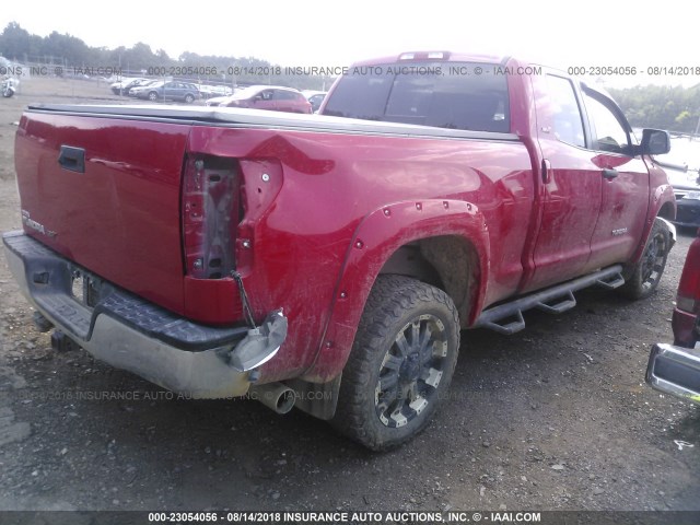 5TFUW5F18DX308592 - 2013 TOYOTA TUNDRA DOUBLE CAB SR5 RED photo 4