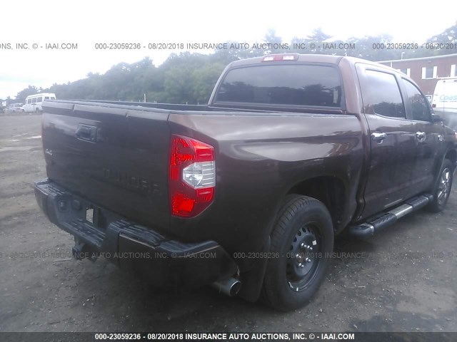 5TFAY5F19HX630337 - 2017 TOYOTA TUNDRA CREWMAX 1794/PLATINUM 棕色 照片 4