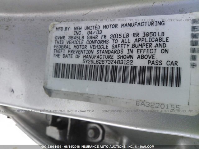 5Y2SL62873Z483122 - 2003 PONTIAC VIBE SILVER photo 9