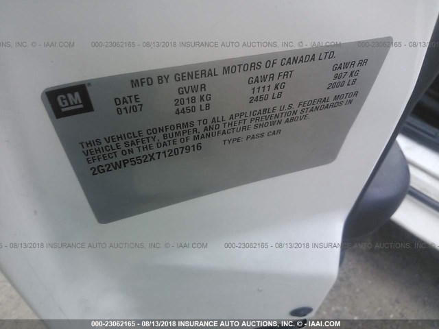 2G2WP552X71207916 - 2007 PONTIAC GRAND PRIX WHITE photo 9