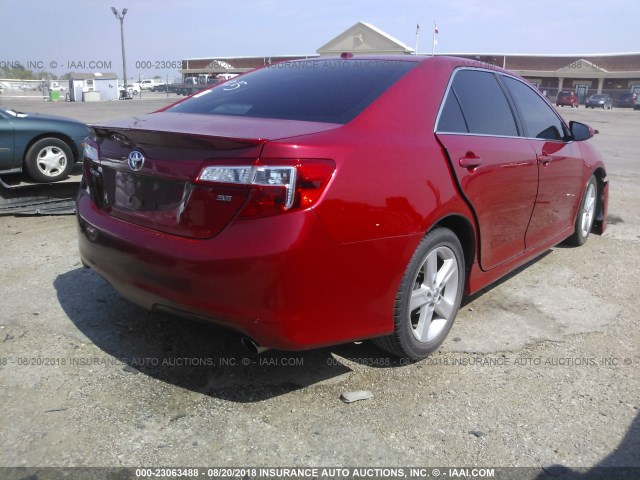 4T1BF1FK0CU534081 - 2012 TOYOTA CAMRY SE/LE/XLE RED photo 4