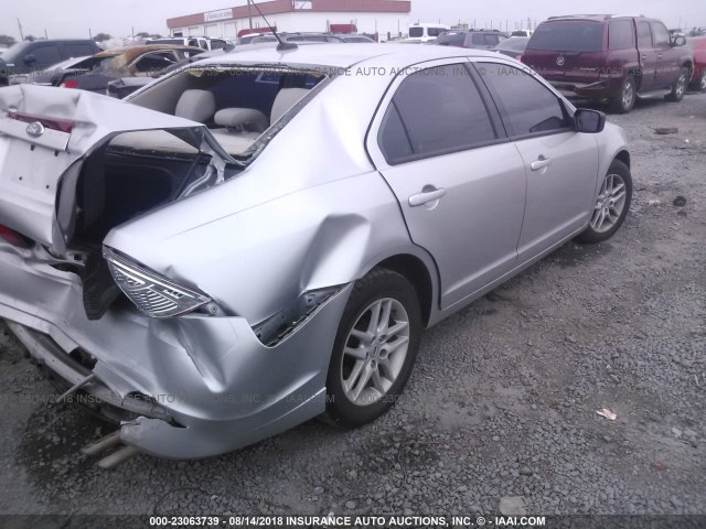 3FAHP0GA9CR118667 - 2012 FORD FUSION S SILVER photo 4