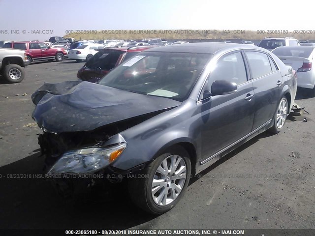 4T1BK3DB0CU469968 - 2012 TOYOTA AVALON LIMITED GRAY photo 2