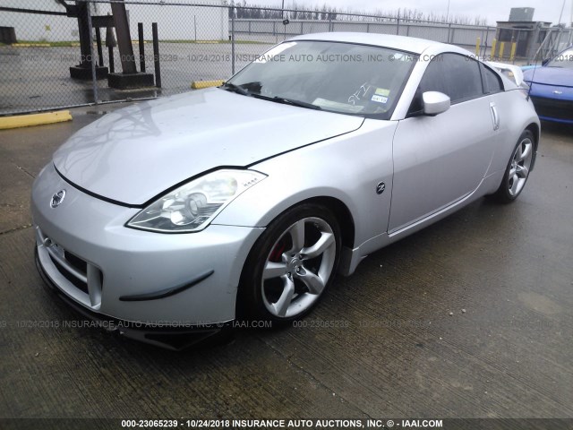 JN1BZ34D68M705065 - 2008 NISSAN 350Z COUPE SILVER photo 2