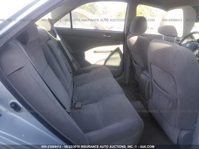 JTDBE32K063060958 - 2006 TOYOTA CAMRY LE/XLE Light Blue photo 8