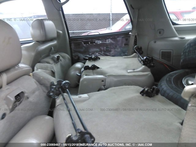 1GKEK63U45J131858 - 2005 GMC YUKON DENALI MAROON photo 8