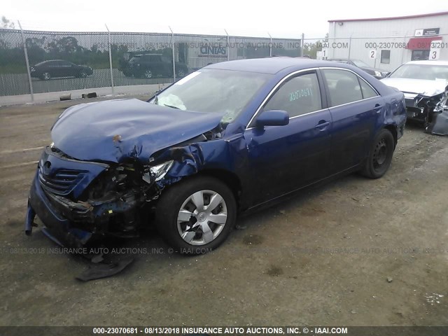 JTNBE46KX73005480 - 2007 TOYOTA CAMRY NEW GENERAT CE/LE/XLE/SE BLUE photo 2