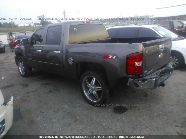 2GCEC130681224307 - 2008 CHEVROLET SILVERADO C1500 GRAY photo 3