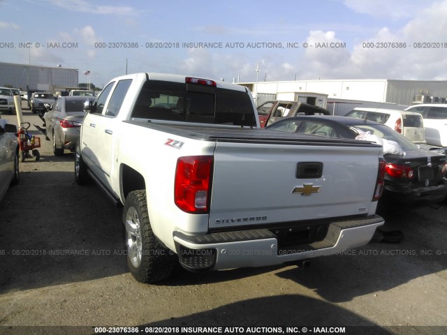 3GCUKSEC7HG304430 - 2017 CHEVROLET SILVERADO K1500 LTZ WHITE photo 3