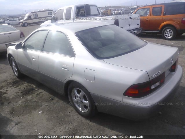 JT8BF28G0X5055337 - 1999 LEXUS ES 300 TAN photo 3