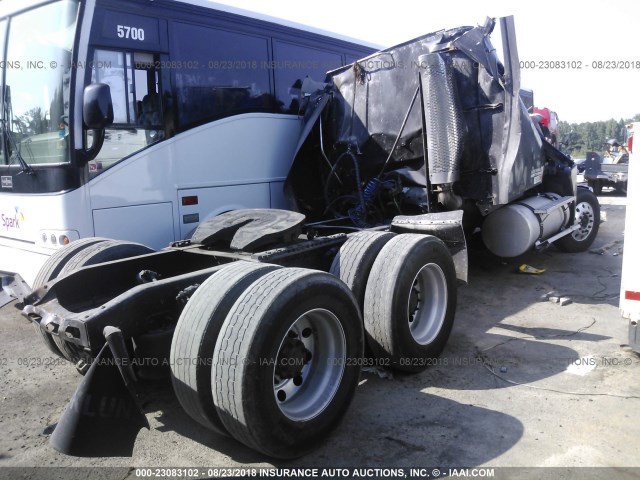 1FUJA6CV56PW54898 - 2006 FREIGHTLINER COLUMBIA COLUMBIA BLACK photo 4