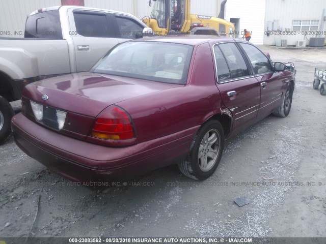 2FAFP74W62X102684 - 2002 FORD CROWN VICTORIA LX/SPORT RED photo 4