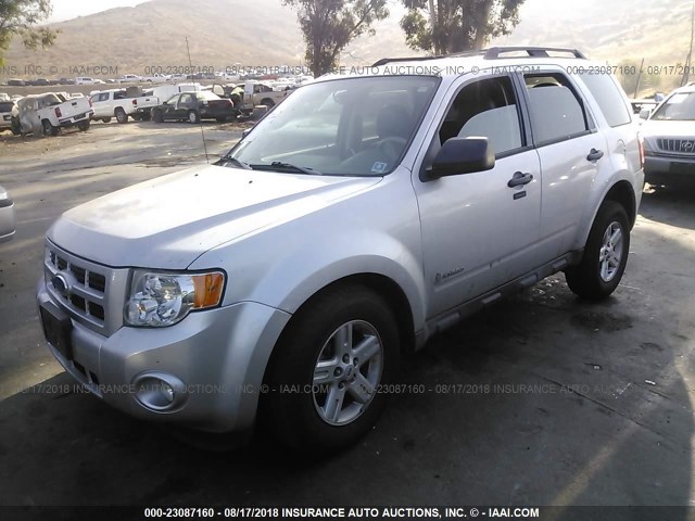 1FMCU4K31BKA16551 - 2011 FORD ESCAPE HYBRID SILVER photo 2