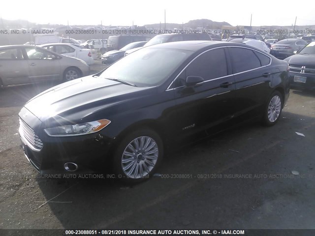 3FA6P0LU2DR250596 - 2013 FORD FUSION SE HYBRID BLACK photo 2