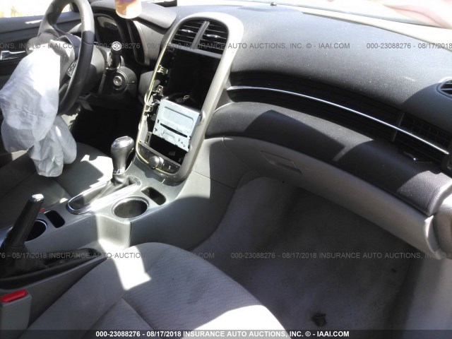 1G11A5SL9EF184745 - 2014 CHEVROLET MALIBU LS ვერცხლისფერი ფოტო 5