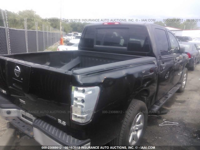 1N6BA07C89N305703 - 2009 NISSAN TITAN XE/SE/LE/PRO-4X BLACK photo 4