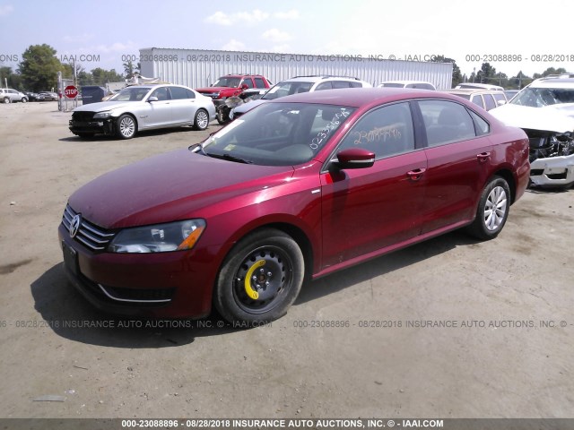 1VWAT7A37FC023356 - 2015 VOLKSWAGEN PASSAT S RED photo 2