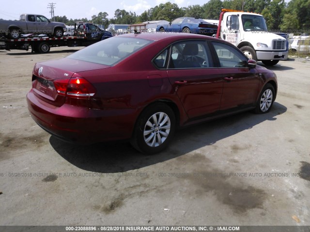 1VWAT7A37FC023356 - 2015 VOLKSWAGEN PASSAT S RED photo 4