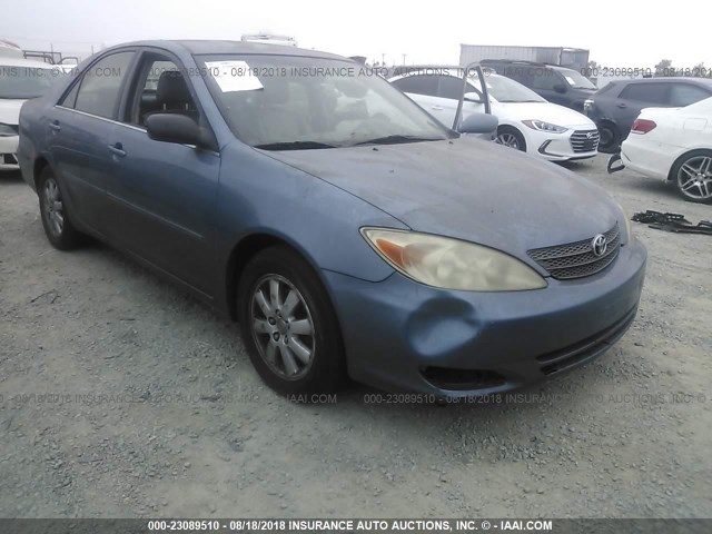 JTDBF30K320005884 - 2002 TOYOTA CAMRY LE/XLE/SE BLUE photo 1