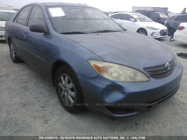 JTDBF30K320005884 - 2002 TOYOTA CAMRY LE/XLE/SE BLUE photo 6