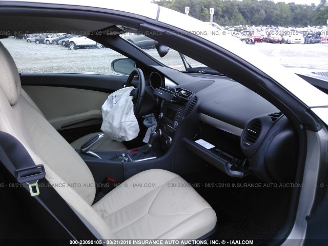 WDBWK58F29F191343 - 2009 MERCEDES-BENZ SLK 350 SILVER photo 5