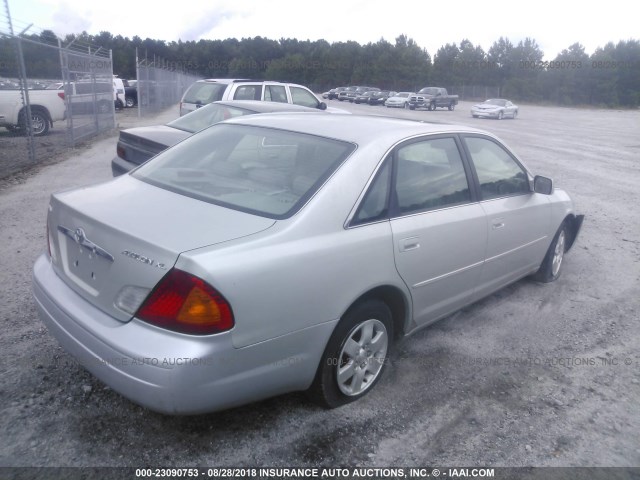 4T1BF28B12U265008 - 2002 TOYOTA AVALON XL/XLS SILVER photo 4