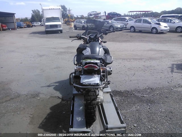 WB1048008BZX66296 - 2011 BMW R1200 GS ADVENTURE ნაცრისფერი ფოტო 6
