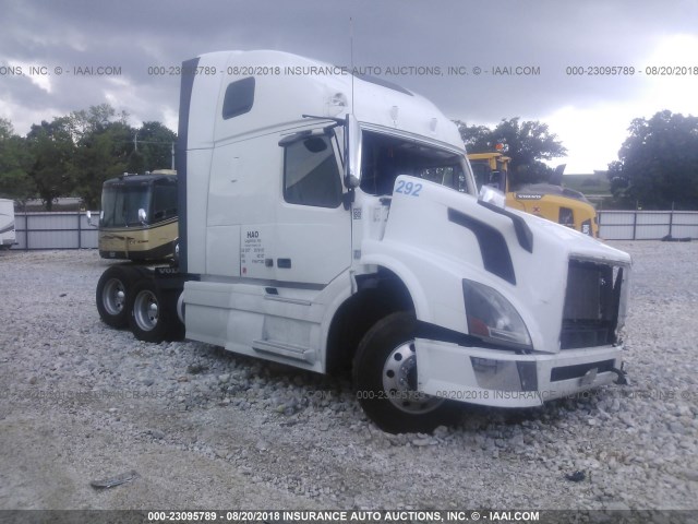 4V4NC9EH9FN917292 - 2015 VOLVO VNL L Unknown photo 1