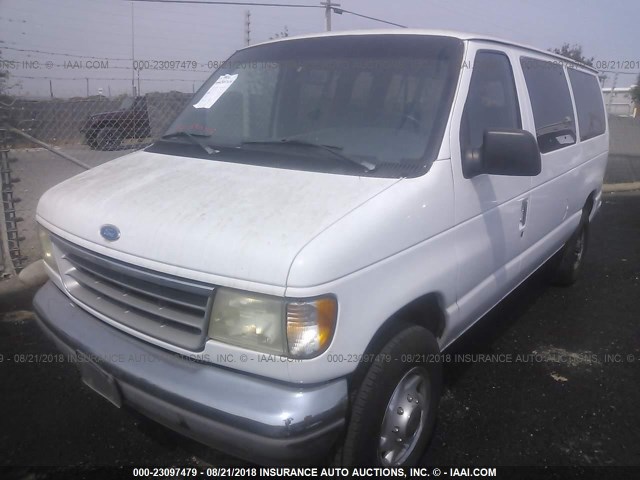 1FBHE31G2THA65637 - 1996 FORD ECONOLINE E350 WHITE photo 2