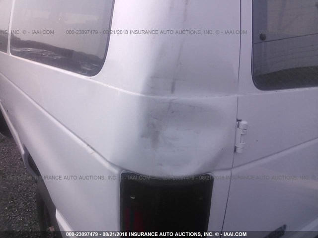 1FBHE31G2THA65637 - 1996 FORD ECONOLINE E350 WHITE photo 6