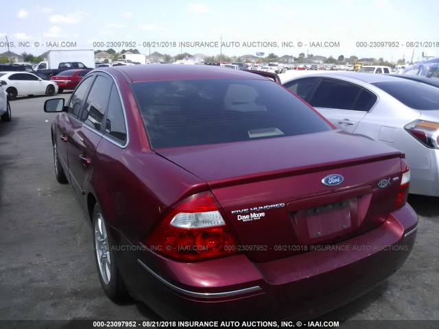 1FAFP24175G132942 - 2005 FORD FIVE HUNDRED SEL RED photo 3