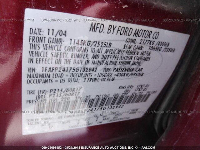 1FAFP24175G132942 - 2005 FORD FIVE HUNDRED SEL RED photo 9