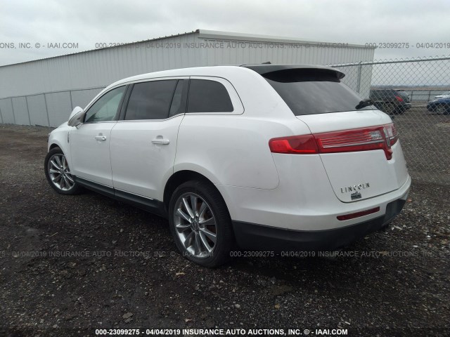 2LMHJ5AT8ABJ25379 - 2010 LINCOLN MKT WHITE photo 3