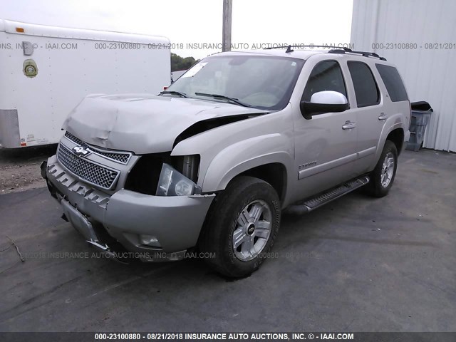 1GNFK13037R373262 - 2007 CHEVROLET TAHOE K1500 SILVER photo 2