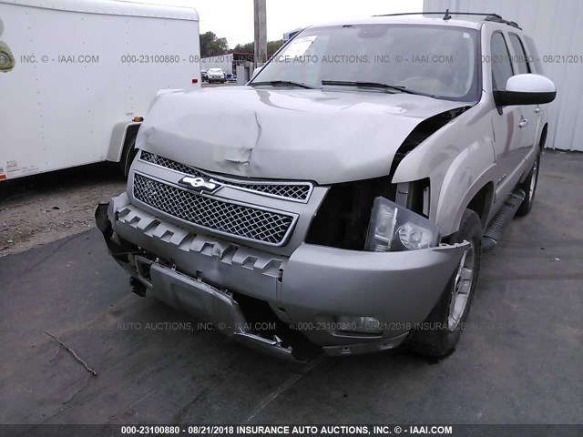 1GNFK13037R373262 - 2007 CHEVROLET TAHOE K1500 SILVER photo 6