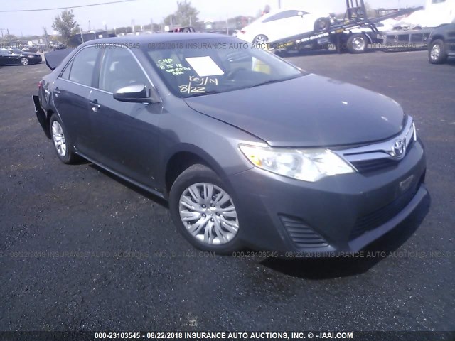 4T4BF1FK3CR258274 - 2012 TOYOTA CAMRY SE/LE/XLE GRAY photo 1