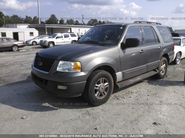 1FMPU15555LA00915 - 2005 FORD EXPEDITION XLT GRAY photo 2