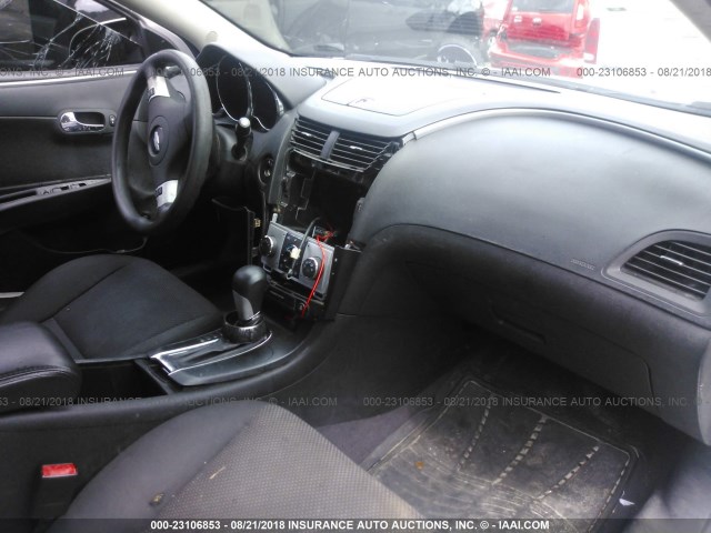 1G1ZC5EU3CF333519 - 2012 CHEVROLET MALIBU 1LT WHITE photo 5