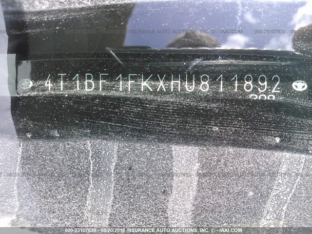 4T1BF1FKXHU811892 - 2017 TOYOTA CAMRY LE/XLE/SE/XSE ნაცრისფერი ფოტო 9