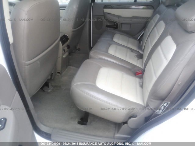 1FMDU74W02ZC22707 - 2002 FORD EXPLORER EDDIE BAUER WHITE photo 8