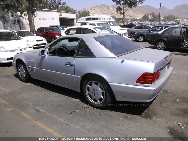 WDBFA61E7PF071495 - 1993 MERCEDES-BENZ 300 SL SILVER photo 3