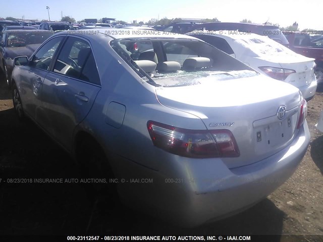 4T1BE46K38U749630 - 2008 TOYOTA CAMRY CE/LE/XLE/SE 银色 照片 3