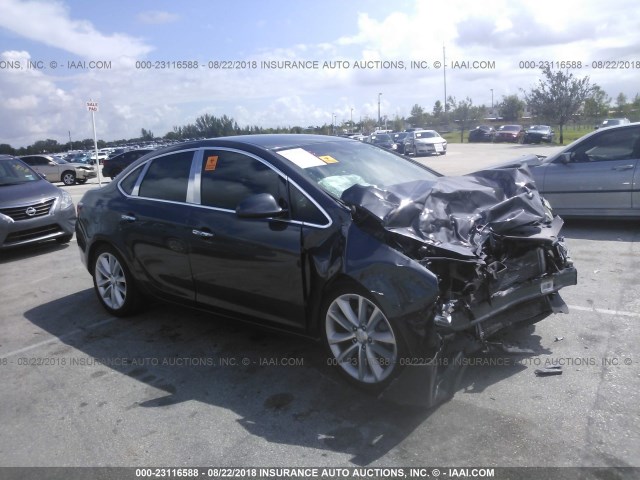 1G4PS5SK0D4162760 - 2013 BUICK VERANO GRAY photo 1