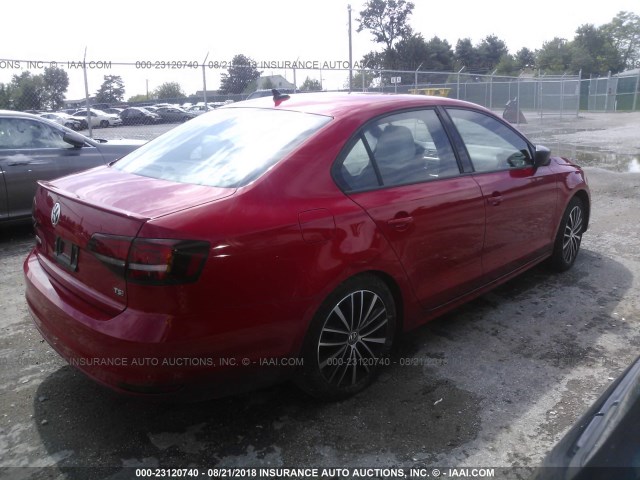 3VWD17AJ4GM256368 - 2016 VOLKSWAGEN JETTA SPORT RED photo 4